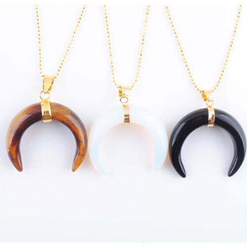 Natural Stones Crescent Moon Necklaces Pendants Pink Quartz Black Agates Stone Gold Color Reiki Women Jewelry Chain 45cm QBN328