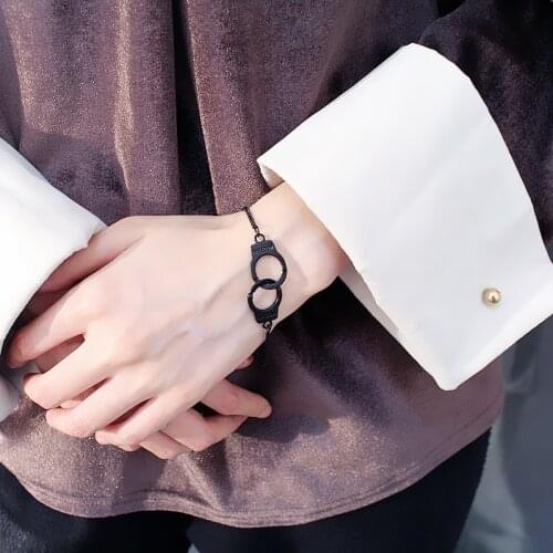Vintage Handcuffs Letter Bracelet For Women Girl Punk Metal Hip Hop Fashion Geometric Simple Lock Necklace Party Gift New Trend