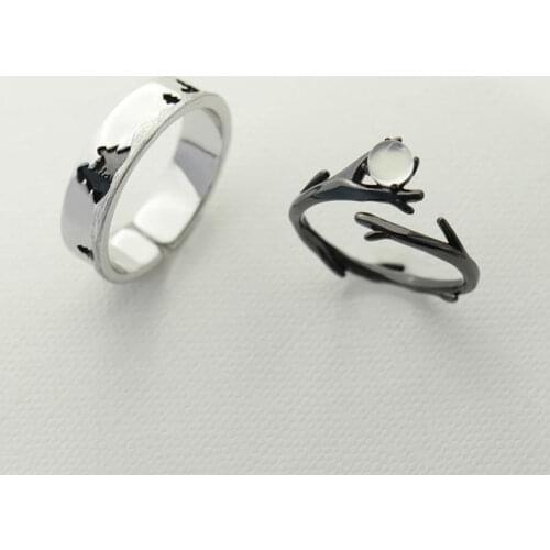 Moonlight Forest Design Finger Ring Pine Tree Moonstone Gemstone Silver Black Branch Ring for Couples Elegant Jewelry Gift