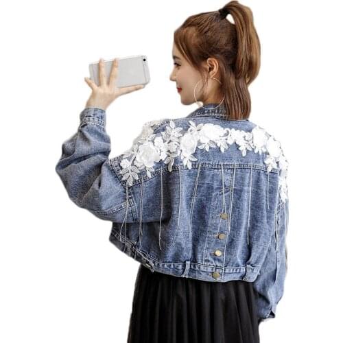 Embroidered Denim Jacket Short Korean Bat Sleeve Coats And Jackets Women Spring 2019 New Fashion Long Sleeves Cowboy Tops f307