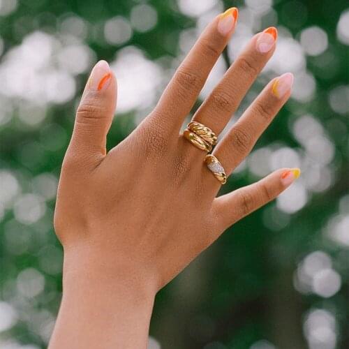 Lost lady Rings With Diamonds