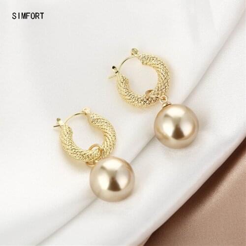 Womens 925Silver Pin Earring Metal Pearl Exaggeration Fashion French Exquisite Simple Personality Alloy Decoration Jewelry Gift
