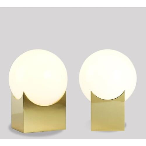 Glass Gold Table Lamp Creative Office Table Lamp Nordic Modern Minimalist Post-modern table lamp Home Bedroom Study Room
