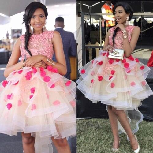 2021 Knee Length Cocktail Dresses with 3D Floral Appiques Puffy Tiered Skirts Party Celebrity Dress Short Prom Evening Gowns