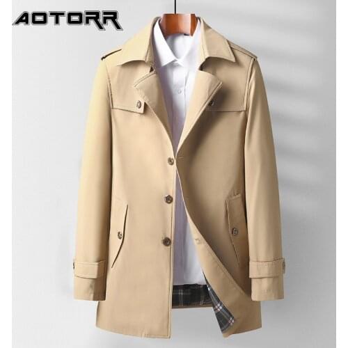 Fashion Autumn Men Trench Coats Business Casual Jacket Solid Color Lapel Coat Mens Quality Single Breasted Windbreaker Jackets