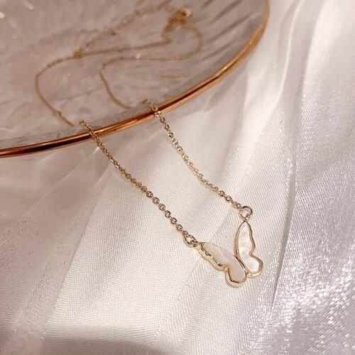 Exquisite Real Gold Filled Shell Cute Small Butterfly Pendant Necklace for Women Korean Fashion Clavicle Necklace Party Jewelry