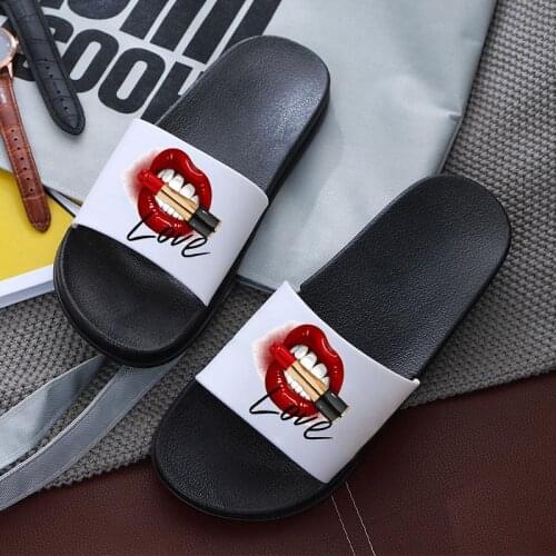 Lovely Lips Women Slippers Cartoon Soft Ladies Bathroom Slippers Beach Slides Indoor Non-Slip Flip Flops Zapatillas Mujer