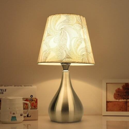 LED Desk Lamp with E27 Bulb Modern Bedside Lamps Table Lamps For Bedroom / Living Room Lighting White Lght