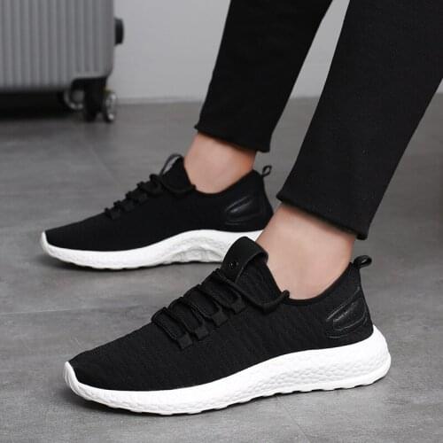 Women Men Lightweight Sneakers 2019 Summer Knit Breathable Womens Trainers Soft Couple Walking Shoes white