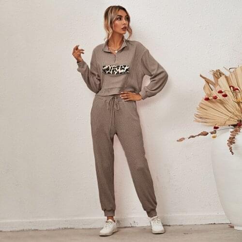 Casual Women Tracksuits Two Piece Set Spring Autumn Vintage Leopard Patchwork Print Zip V Neck Tops + Long Pants Jogger Outfits