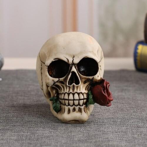 Creative Resin Skull Biting A Rose Sculpture Handicraft Ornaments Home Accessories Halloween Skull Head Statues for Decoration