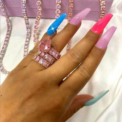 2021 Luxury Fashion Iced Out Bling Water Drop Pink Pinky Baguette Pink Gold Cz Finger Rings For Girl Women Charm Wedding Jewelry