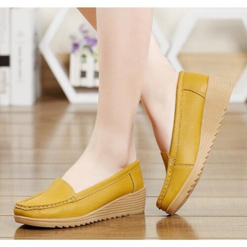 Women Slip On Flat Shoes Genuine Leather Casual Loafers Genuine Leather Platform Sneakers Ladies Shallow Wedge Footwear Plus Siz