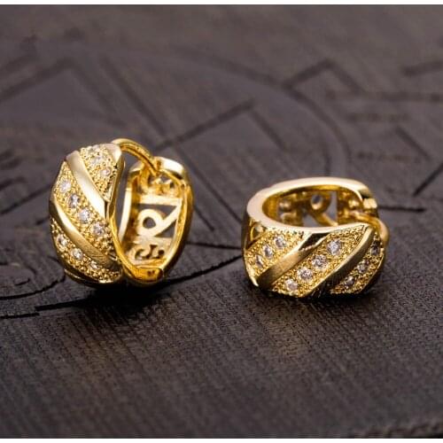 Girlfriend Gift Round Hoop Earrings for Women Fashion Yellow Gold Filled Austrian Zirconia Vintage Hollow Earrings Jewelry