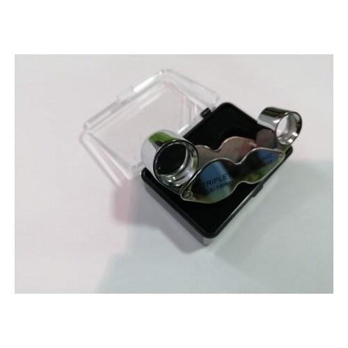 Magnifier counts 10x threads with light