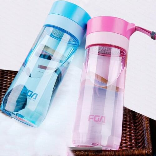 500ml space lovers bottle with stainless tea strainer Portable rope lovely children food grade plastic water bottle