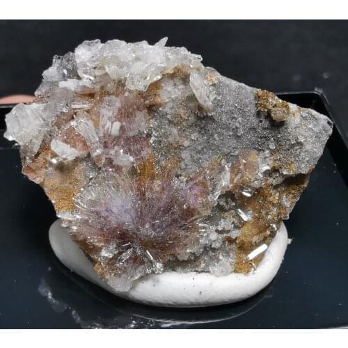 Natural high quality aluminum fluoride anhydrite crystal crystal healing energy stone decoration QUARTZ GEM delivery box