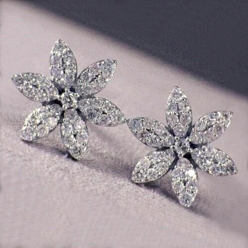 Huitan Delicate Silver Color Flower Stud Earring for Women Full Paved Shiny CZ Stone Beauty Gift Statement Earrings 2021 Jewelry