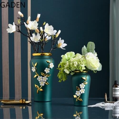 Ceramic Dried Flower Vase Living Room Flower Arrangement Accessories Creative Relief Crafts Living Room Home Decoration Vase