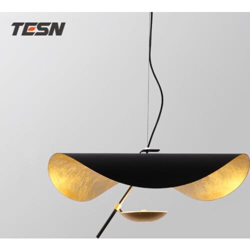 Nordic model room dining room modern light luxury living room black gold flying saucer simple creative bedroom chandelier