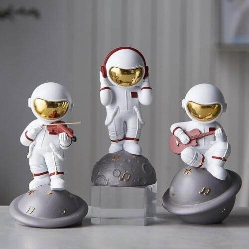 Nordic Home Decoration Fun Astronaut Ornament Christmas Decor Childrens Bedroom Home Decoration Office Desk Decor Birthday Gift