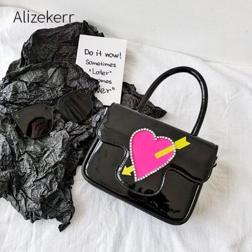 Cute Heart Print Diamond Crossbody Bag Women 2021 New Star Print Shiny Rhinestone Crystal Patent Leather Handbags Wedding Party