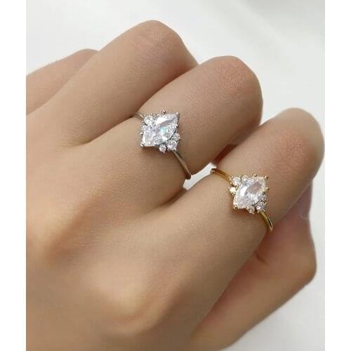 Luxury Oval Zircon Rings For Women Elegant Water Drop Ring Bride Wedding Party Accessories Valentines Day Jewelry Gifts 2021