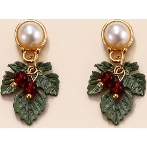Elegant Green Leaves Pearl Drop Earrings Delicate Plant Jewelry Gold Color Red Beads Statement Women Earring Christmas Gift