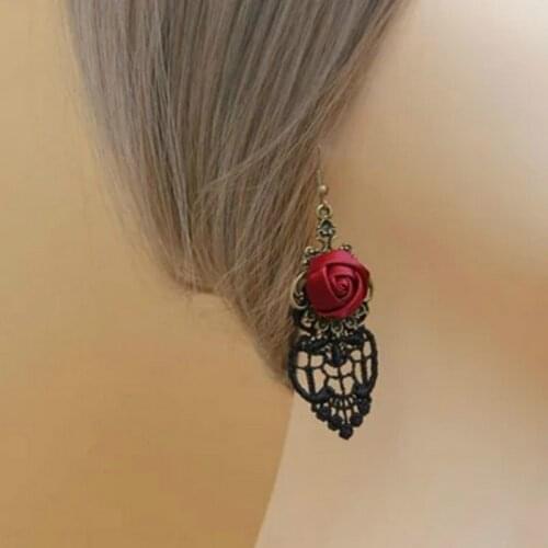 New Fashion Gothic Dangle Earrings Medieval Retro Vampire Red Rose Lace Elegant Party Costume Ball Drop Earrings for Women