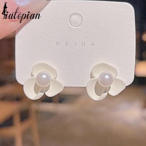 Iutopian 2021 New Arrival Fashion Flower Stud Pearl Earrings For Women S925 Needle Anti Allergy Daily Jewelry #HJ096