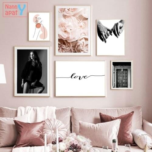 Nordic Style Home Decoration Sexy Beauty Poster Couple Holding Hands Love Minimalist Printed Canvas Painting Modern Home Decor