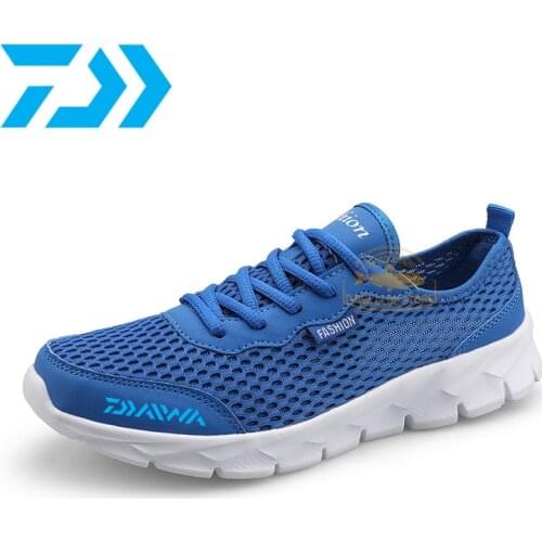 2021 New Fishing Shoes DAIWA Breathable Fishing Shoes Men Summer Outdoor Mesh Non-slip Fishing Shoes Light Sport Shoe Size 39-48