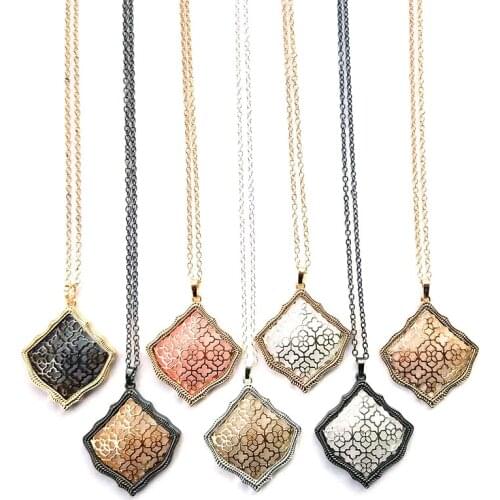 2020 Hot Selling Cute Hollow Out Kite Pendant Necklace Bicolor Girl Fashion Gift Jewelry Wholesale