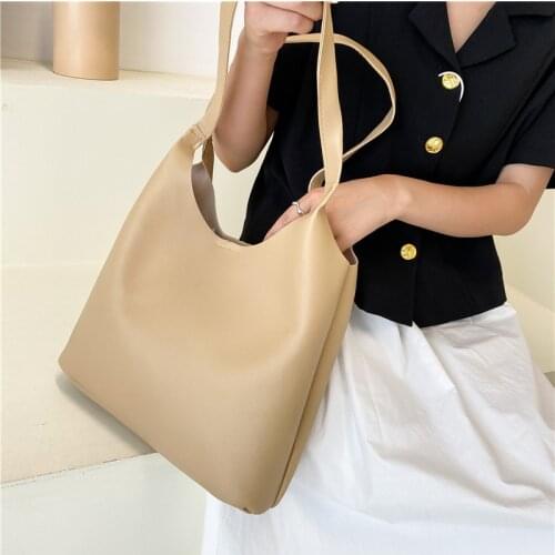 Simple texture single shoulder big female bag 2021 popular new trendy fashion lady messenger bag portable bucket bag