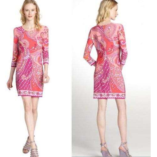 The new dress Italian fashion elastic knitting fashion beautiful dress