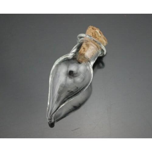 5pcs Pepper Shaped Clear Mini Glass Bottle Vial with Cork Stopper and Eyehook