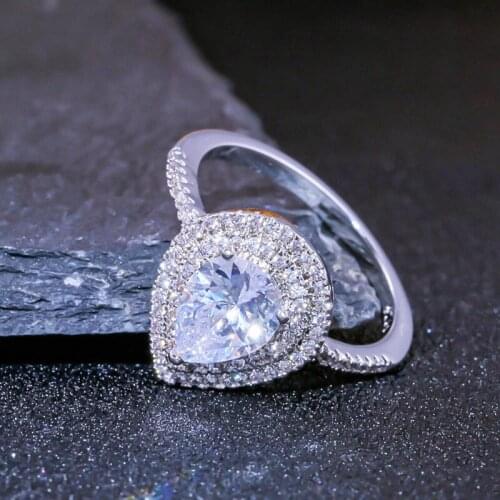 Creative New Hot Fashion Ol Pear-Shaped Drop-Shaped Zircon Ring WomenS Popular Jewelry