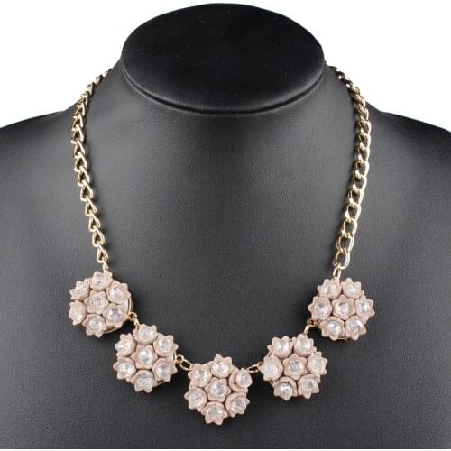 Claire Jin Handmade Small Five Flowers Necklace Crystal Trend Fashion Short Choker Party Spring Summer Resin Women Jewelry
