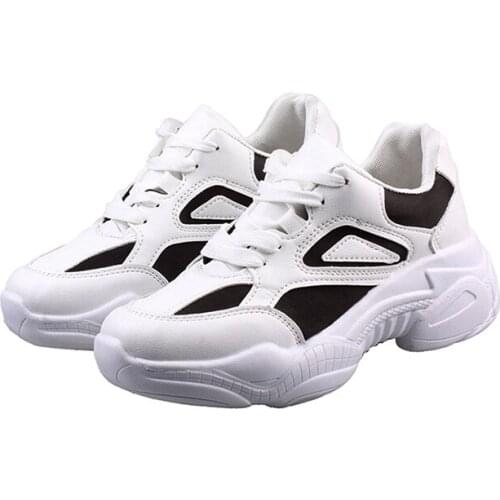 2019 new Korean running shoes female wild fashion students with thick-soled casual old shoes