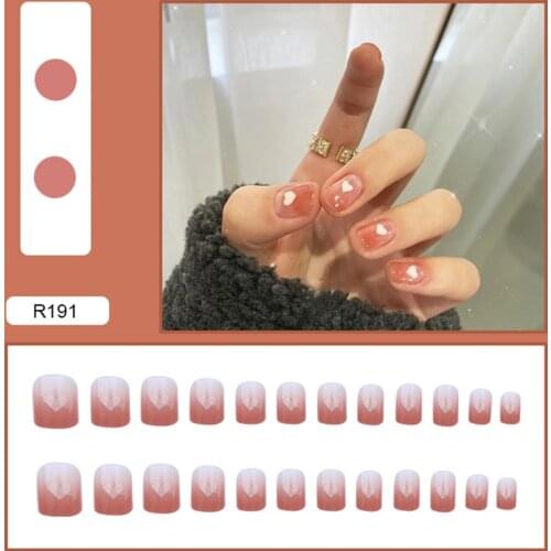 24pcs/Set False Nails Love Heart Star Flame Art Fake Nails with Glue Wearable Removable Artificial Designs Faux Ongles Uñas