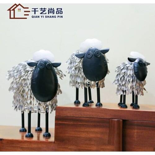 American Animal trick money back to the creative arts and crafts sheep bar KTV home decoration soft furnishings living room