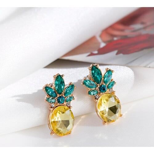 Pineapple Crystal Earrings French Retro High-Quality Earrings Net Red Temperament Female 2021New Wave Earrings Prevent Allergy
