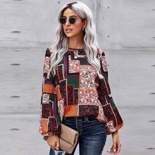 Chiffon Shirt Women 2021 Spring and Summer New Print Lace Side Round-neck Lantern Sleeve Top Female