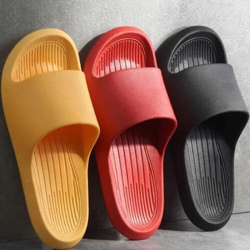 Vaiquela Men's Slippers