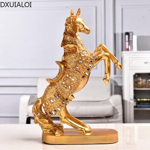 Home Decorations Flying Horse Personality Creative Home Furnishing Desktop Decoration Resin Craft Animal Decoration DXUIALOI