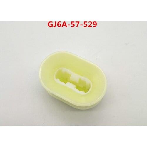 Car rear seat cushion buckle Rear seat fixing clip for Mazda 6 GG GH Mazda 3 BK BL GJ6A-57-529 BP4K-57-529 GS1G57529