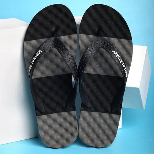 Summer Man Slippers Bump Massage Wave-Shaped Rubber Uppers Wear Anti-Slip Color Waterproof Beach Vacation Cool Men Flip Flops