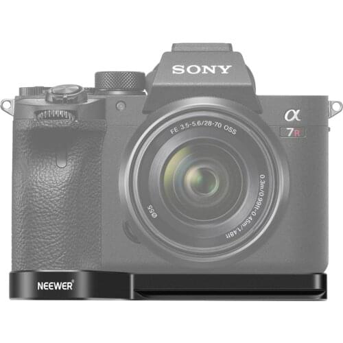 Neewer Metal Bracket Base Hand Grip Camera Grip Extension For SONY A9 II/A7R IV Mirrorless Camera, Standard Arca Swiss Plate