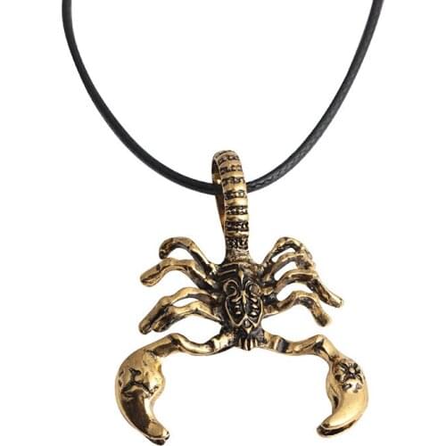 RONGQING 1pcs European and American Punk Domineering Scorpion Pendant Necklace for Men
