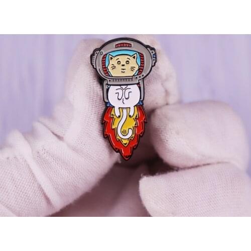 Astronaut Cat Enamel Pin Cats Space Brooch Cute Cartoon Animal Kitty Badge Astronomy Jewelry Gift